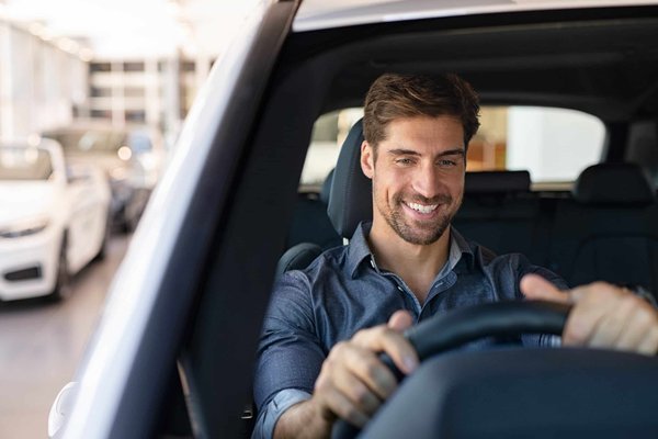 Le choix idéal : concessionnaire Renault, expertise et excellence !