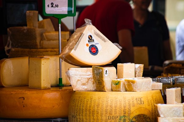 Par quel aliment peut-on remplacer le fromage lors d'une prise de poids ?